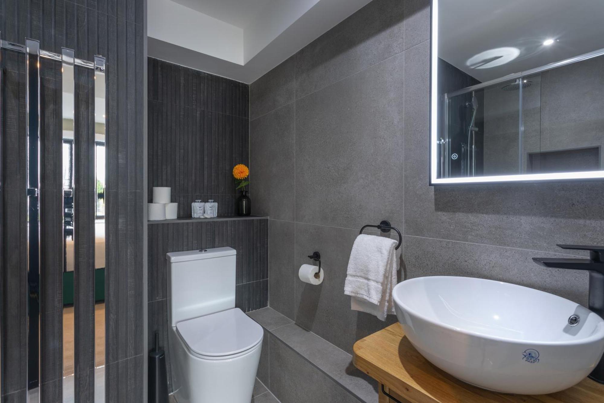 34 On The Hill - Boutique Townhouse Galway Exterior foto